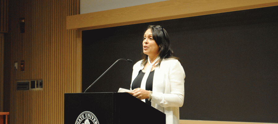 Pulitzer Prize winner Natasha Trewethey reflects on her poetry during critical dialogue with Colgate students and faculty.
