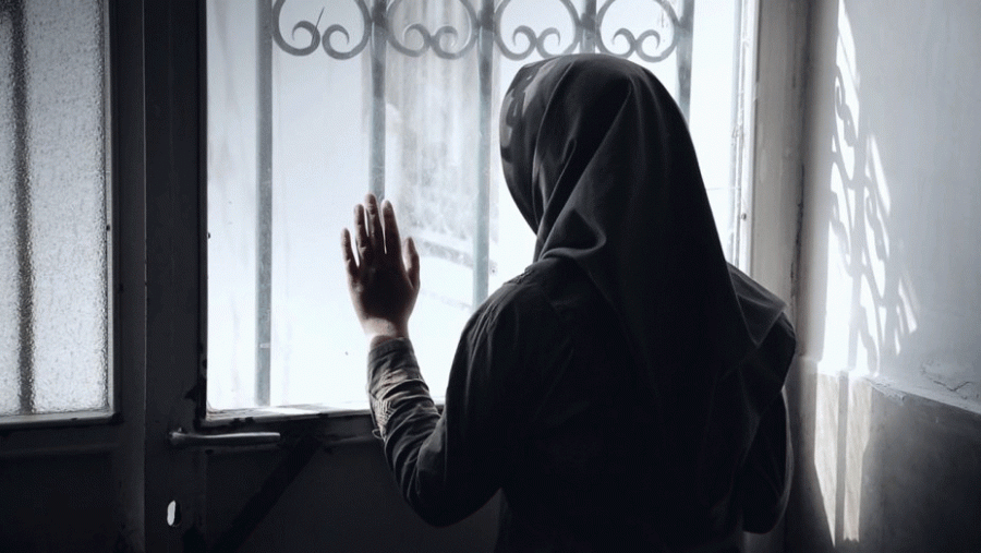 Director Mehrdad Oskouei brings viewers inside an all women juvenile detention facility in Iran.