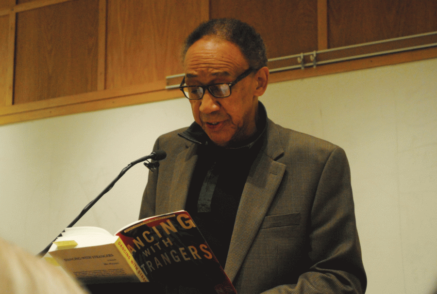 Professor Mel Watkins, a Colgate alumnus, joined Colgate students and faculty on Thursday, September 27 to discuss his 1998 memoir, “Dancing with Strangers.”