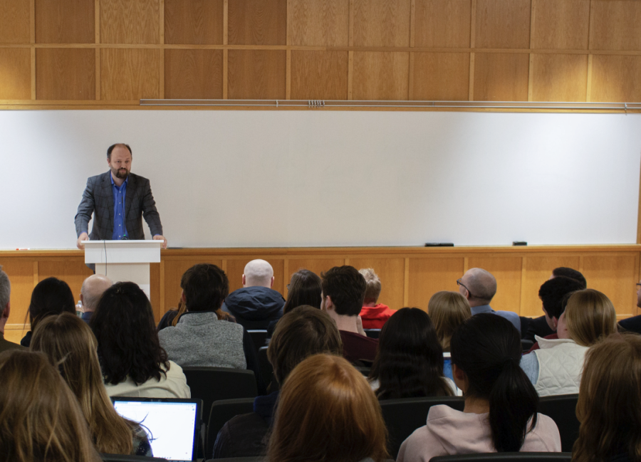 Ross+Douthat+hosts+Lecture+on+Religious+Faith+in+a+Secular+Age
