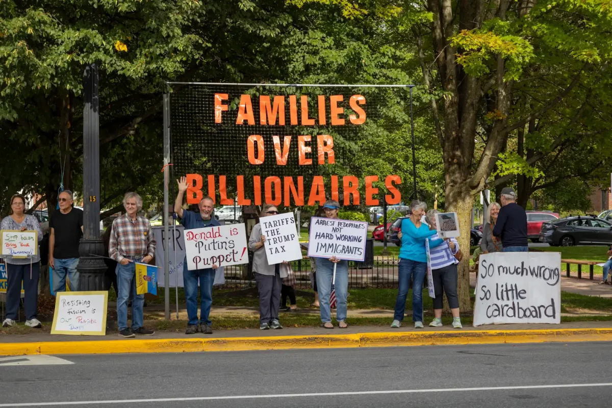 Families not Billionaires BMM-3