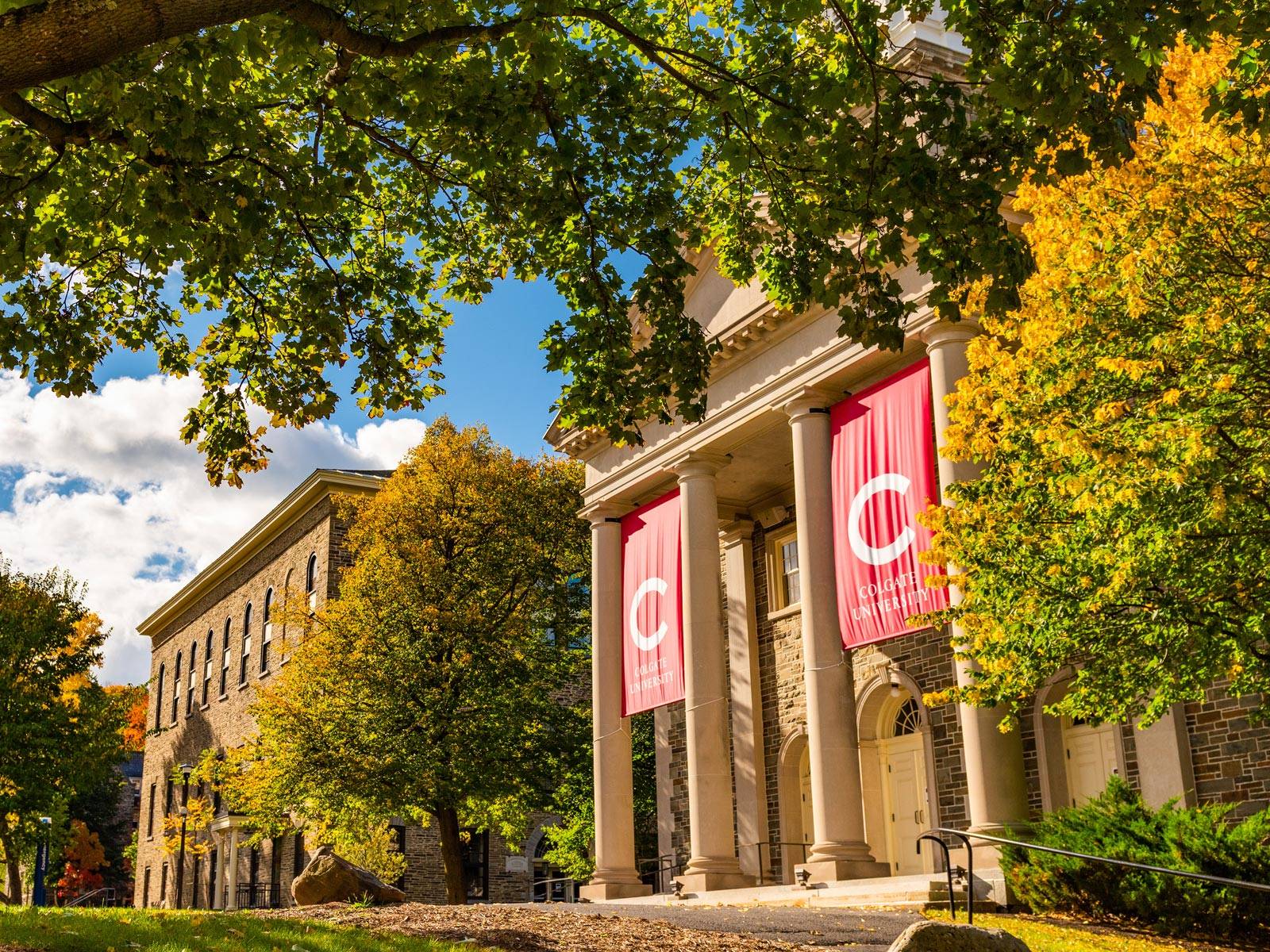 thecolgatemaroonnews.com