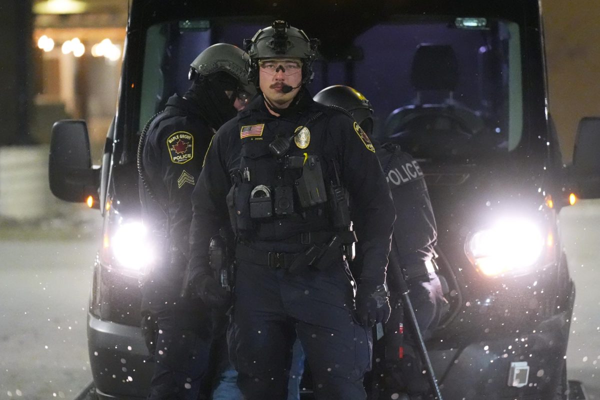Adam Gray / AP Photo