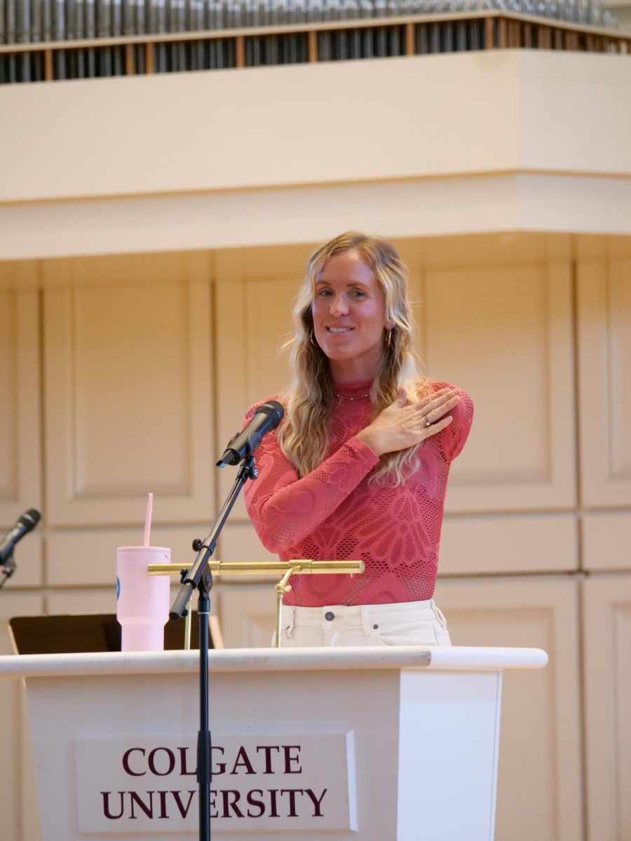 ‘Soul Surfer’ Bethany Hamilton Preaches Gratitude, Faith, Tenacity at University Church